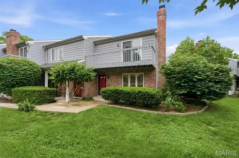 2 Hull Ave, Saint Louis, MO 63119