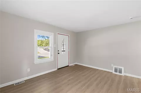 Living - 6232 Witsell Ave, Berkeley, MO 63134 photo 2 of 2