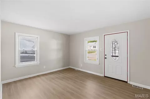 Living - 6232 Witsell Ave, Berkeley, MO 63134 photo 1 of 2