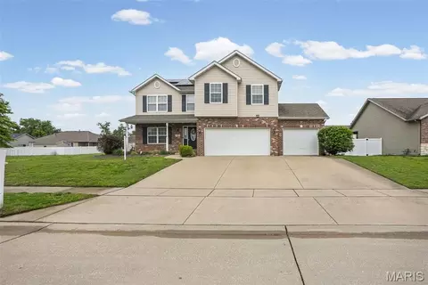 4817 Karen Ln, Granite City, IL 62040