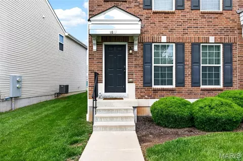 1819 Basston Dr, Saint Louis, MO 63146