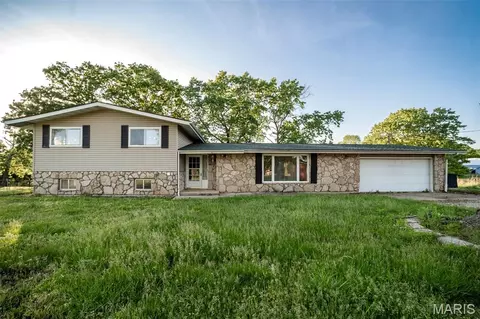 22985 Reporter Rd, Waynesville, MO 65583