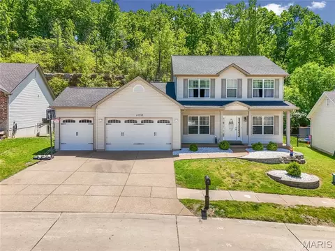 1128 Konert Valley Dr, Fenton, MO 63026