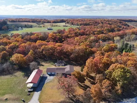 62419 Oak Hill Rd, New London, MO 63459