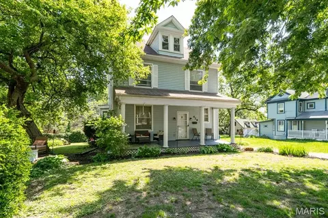 426 Tiffin Ave, Saint Louis, MO 63135