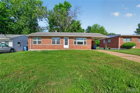 9925 Glen Owen Dr, Saint Louis, MO 63136