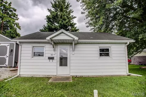 112 Andrew Ave, Jerseyville, IL 62052