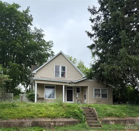 205 S Pacific St, Cape Girardeau, MO 63703