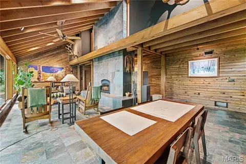 Dining - 1602 Wolf Trail Rd, Wildwood, MO 63021 photo 2 of 2