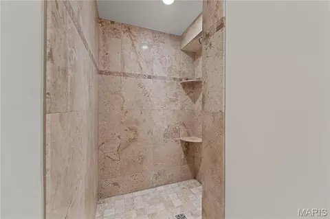 Bath - 1602 Wolf Trail Rd, Wildwood, MO 63021 photo 5 of 9