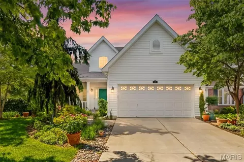 132 Towergate Dr, Lake Saint Louis, MO 63367