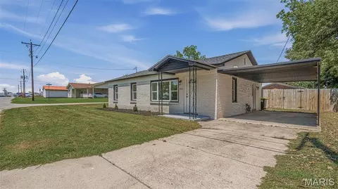 1816 Dixie Roadway St, Kennett, MO 63857