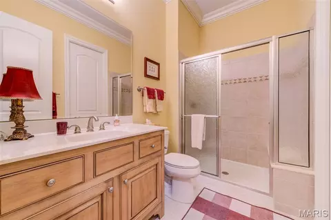 Bath - 25 Windcastle Dr, Saint Charles, MO 63304 photo 6 of 10