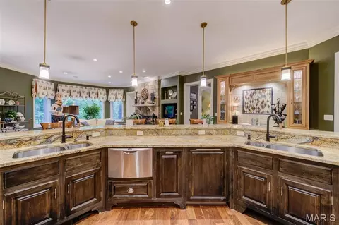 Kitchen - 25 Windcastle Dr, Saint Charles, MO 63304 photo 5 of 6