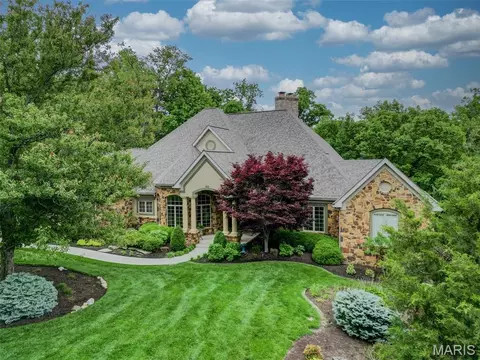 Exterior - 25 Windcastle Dr, Saint Charles, MO 63304 photo 13 of 14