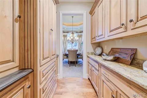 Entry Way - 25 Windcastle Dr, Saint Charles, MO 63304 photo 7 of 7