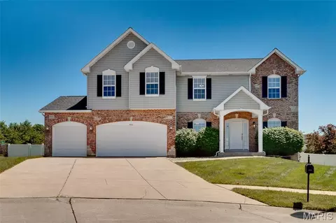 420 Van Buren Ct, Wentzville, MO 63385
