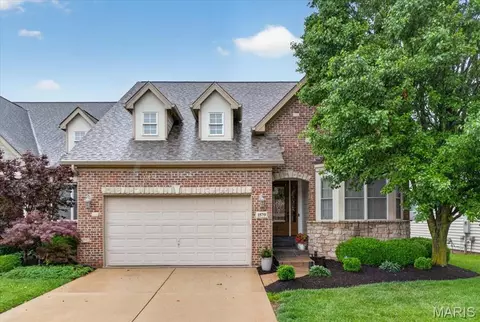 1579 Terra Vista Ct, Saint Louis, MO 63146