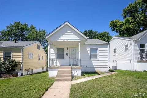 1411 Holden Ave, Saint Louis, MO 63125