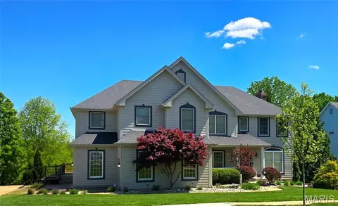 604 Wyndham Crossings Cir, Des Peres, MO 63131