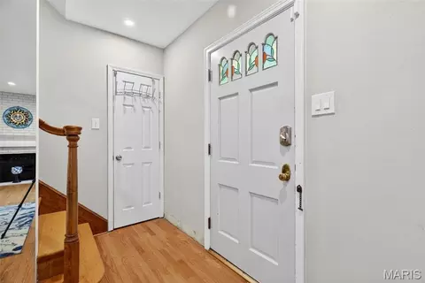 Entry Way - 671 Meramec Station Rd, Manchester, MO 63021 photo 1 of 9