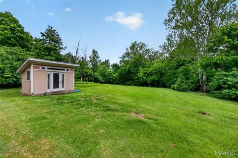 Exterior - 671 Meramec Station Rd, Manchester, MO 63021 photo 10 of 10