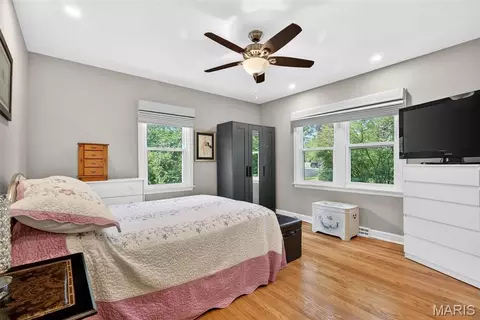 Bedroom - 671 Meramec Station Rd, Manchester, MO 63021 photo 3 of 8