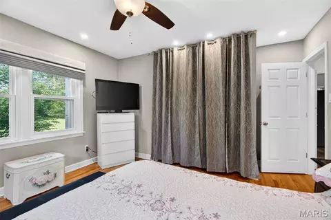 Bedroom - 671 Meramec Station Rd, Manchester, MO 63021 photo 5 of 8