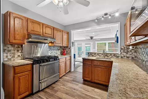 Kitchen - 671 Meramec Station Rd, Manchester, MO 63021 photo 1 of 4