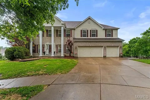 26 Harvestglen Ct, Saint Louis, MO 63141