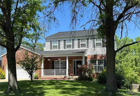 4715 Koglin Ct, Saint Louis, MO 63123