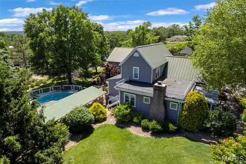 302 Graham St, Marble Hill, MO 63764