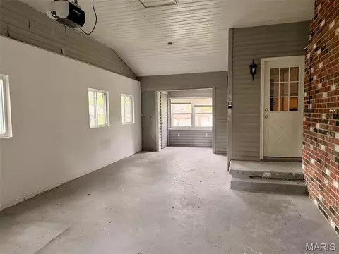 Exterior - 111 Holman St, Washington, MO 63090 photo 6 of 6
