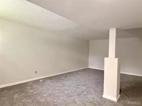 Living - 111 Holman St, Washington, MO 63090 photo 3 of 3