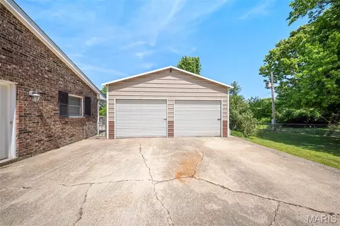 Exterior - 1873 Longview Ln, Rolla, MO 65401 photo 11 of 16