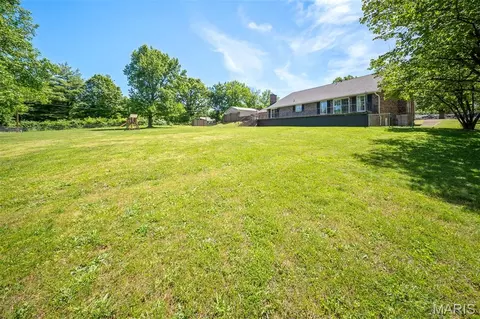 Exterior - 1873 Longview Ln, Rolla, MO 65401 photo 9 of 16