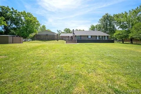 Exterior - 1873 Longview Ln, Rolla, MO 65401 photo 8 of 16