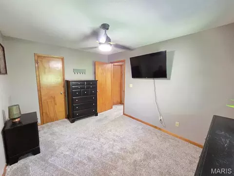 Bedroom - 403 Constantz Dr, Canton, MO 63435 photo 6 of 8