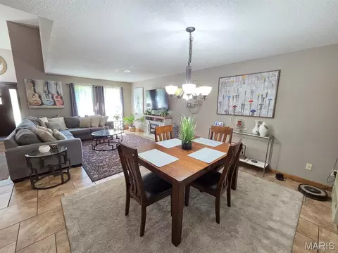 Dining - 403 Constantz Dr, Canton, MO 63435 photo 1 of 1