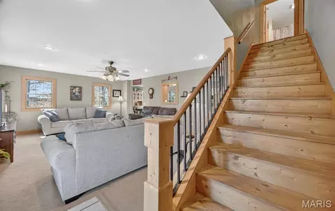 Entry Way - 18521 Oak Tree Ln, Phillipsburg, MO 65722 photo 4 of 6