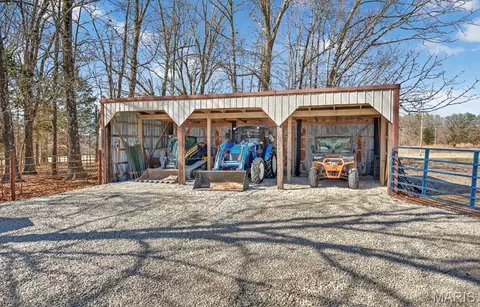 Exterior - 18521 Oak Tree Ln, Phillipsburg, MO 65722 photo 10 of 10