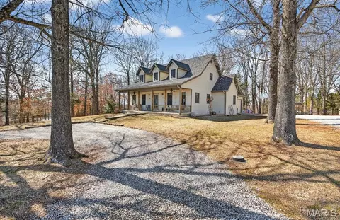 Exterior - 18521 Oak Tree Ln, Phillipsburg, MO 65722 photo 3 of 10