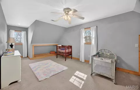 Bedroom - 18521 Oak Tree Ln, Phillipsburg, MO 65722 photo 2 of 4