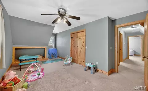Entry Way - 18521 Oak Tree Ln, Phillipsburg, MO 65722 photo 5 of 6