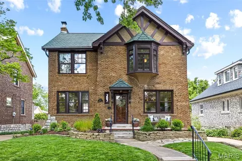 7411 Teasdale Ave, University City, MO 63130