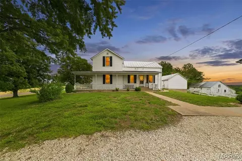 9094 Highway 100, New Haven, MO 63068