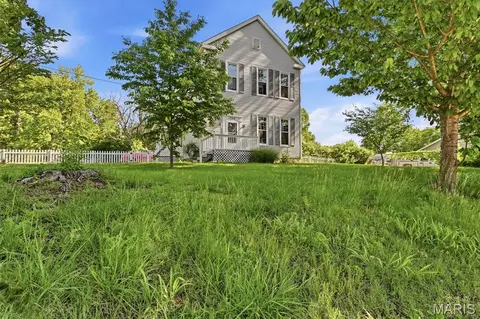 1735 Redman Rd, Saint Louis, MO 63138