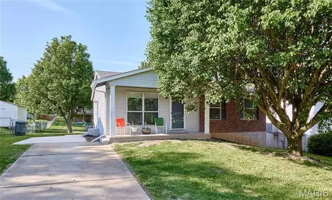 2118 Larkspur Lndg, Imperial, MO 63052