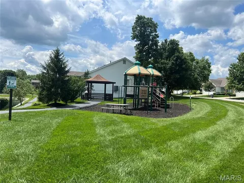 Exterior - 563 Boulder River Dr, O'fallon, MO 63368 photo 5 of 6