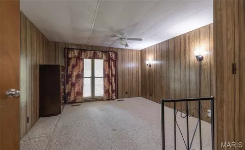 Bedroom - 474 Highway Zz, Jadwin, MO 65501 photo 2 of 3